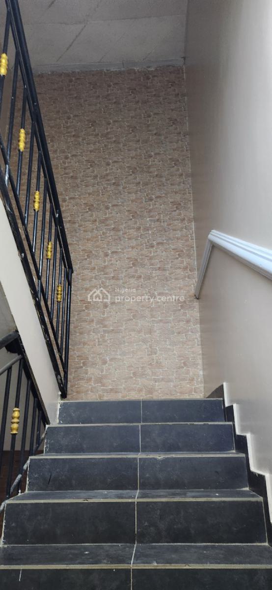 Luxury Large Studio Apartment, Apo, Abuja, Flat / Apartment Short Let