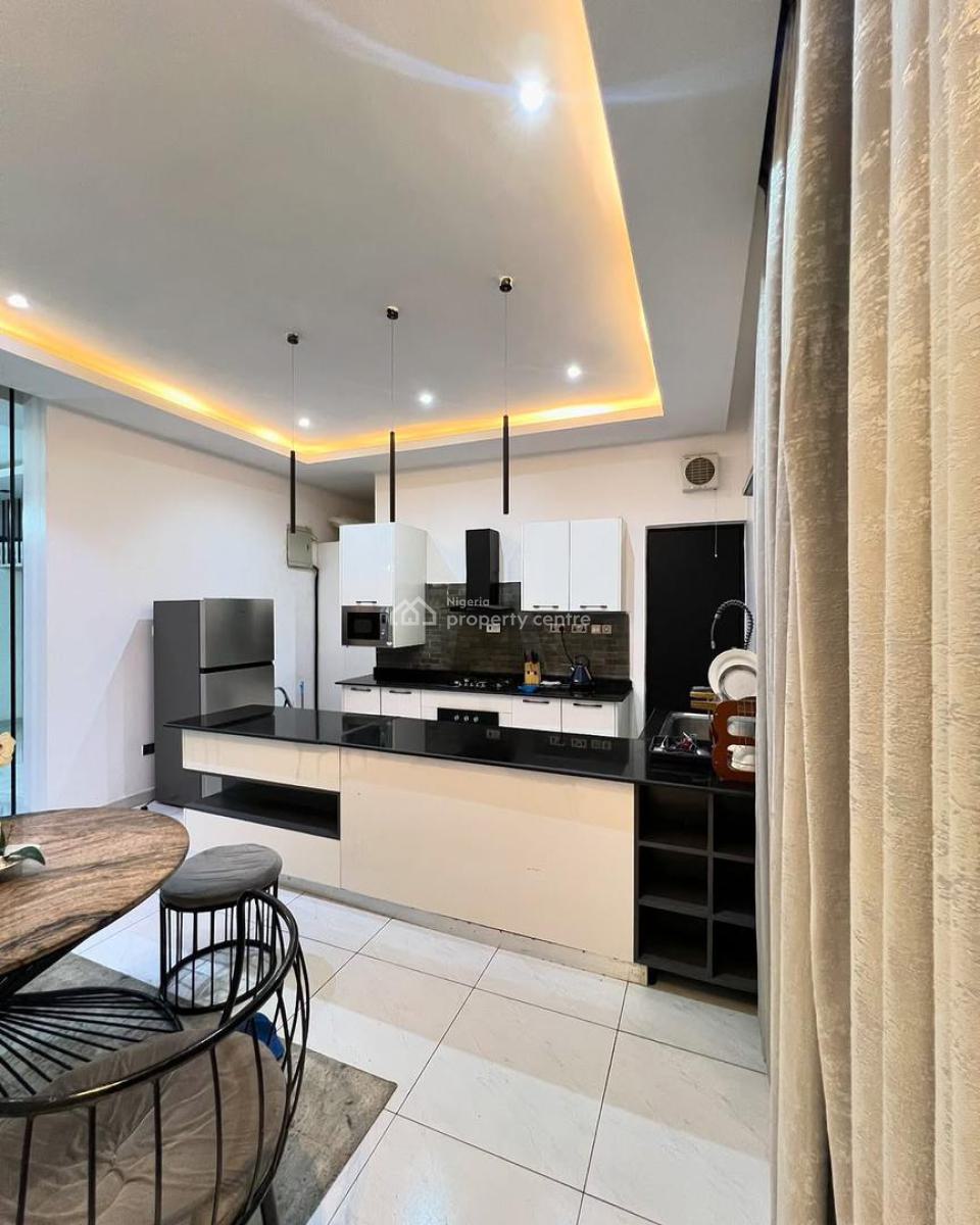 Luxurious, Spacious, Well Built 4 Bedroom Terrence Duplex, Lekki Phase 1, Lekki, Lagos, Terraced Duplex for Rent