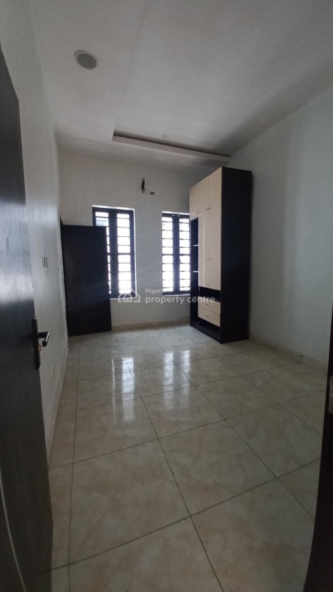 Self Contain, Royal Pine Estate, Lekki Expressway, Lekki, Lagos, Self Contain (single Rooms) for Rent