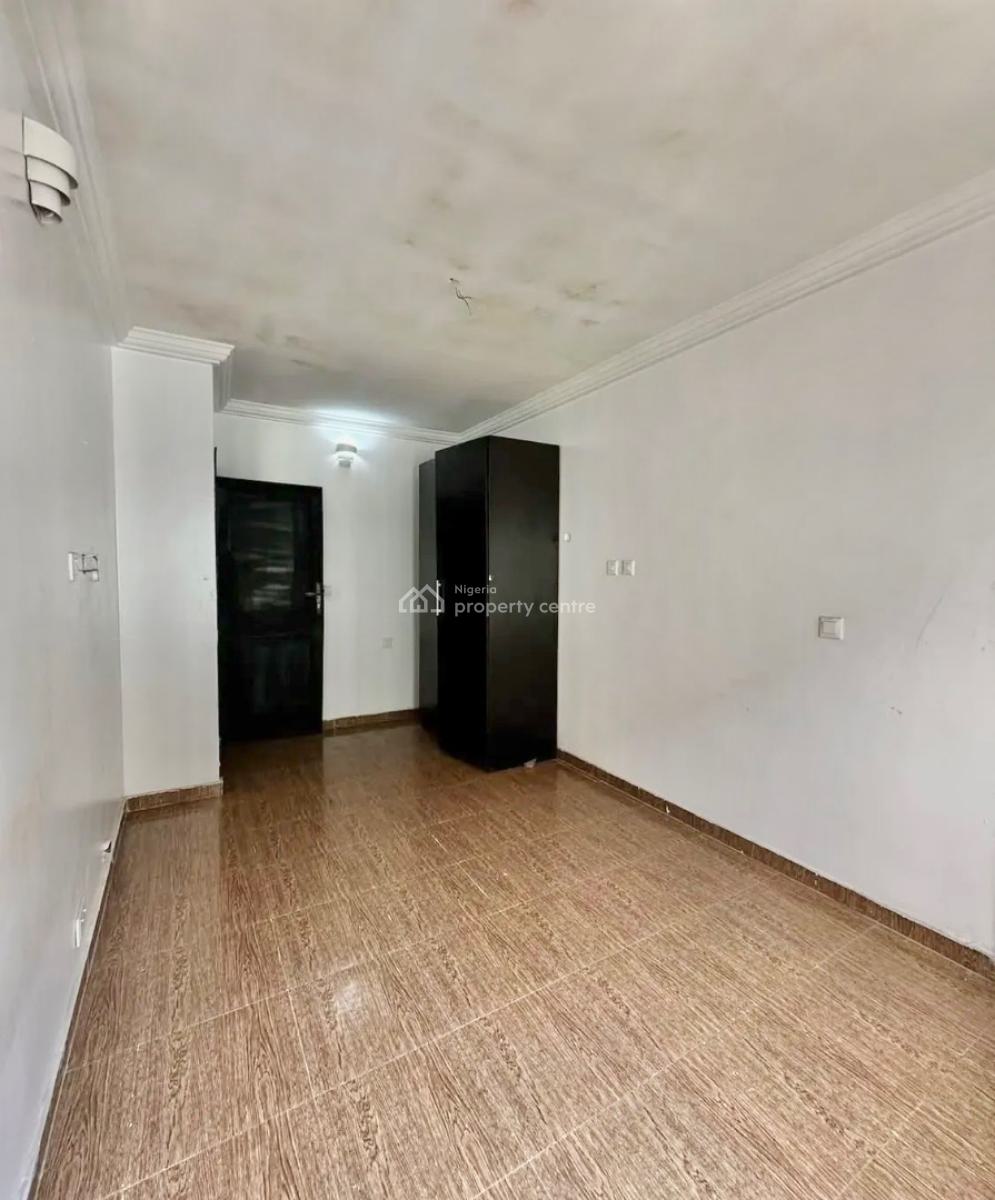 Well Built Fully Serviced 4 Bedroom Terrace Duplex, Osapa, Lekki, Lagos, Terraced Duplex for Rent