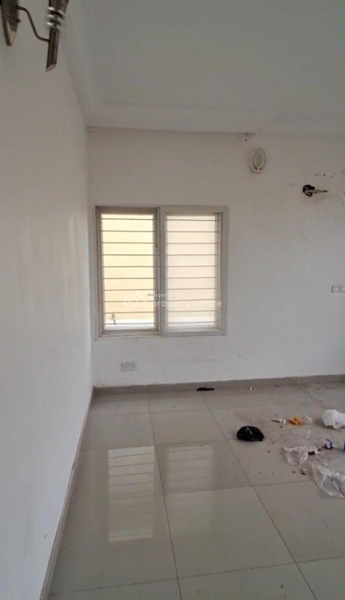 Fully Serviced 6 Bedroom with Bq [video Available on Request], Western Foreshore Estate, Osapa, Lekki, Lagos, Detached Duplex for Sale