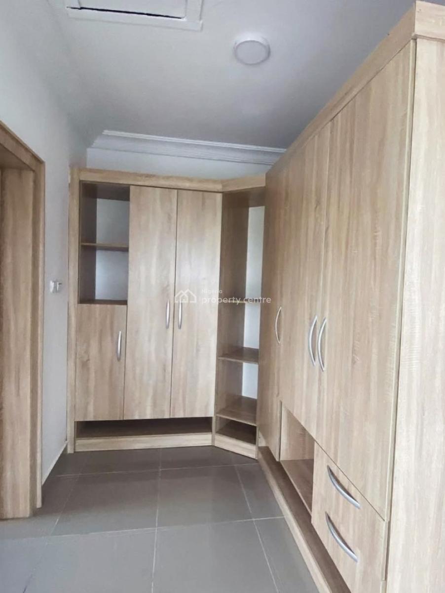 Fully Serviced 6 Bedroom with Bq [video Available on Request], Western Foreshore Estate, Osapa, Lekki, Lagos, Detached Duplex for Sale