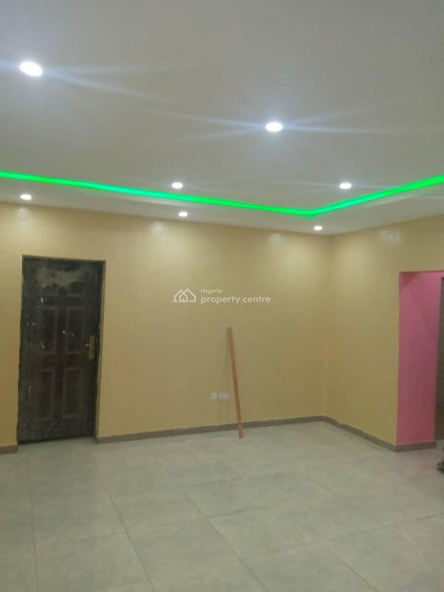 5 Flats 3 Bedroom Duplex, Alaaka, Elebu Area Off Akala Express Way, Ibadan, Oyo, Block of Flats for Sale