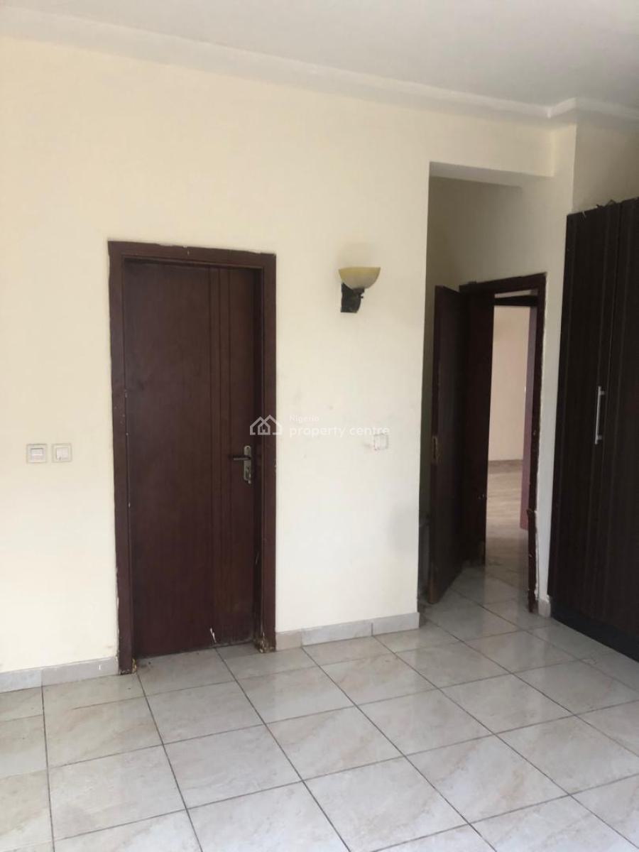 Serviced 3 Bedroom Apartment, Osapa, Lekki, Lagos, Flat / Apartment for Rent