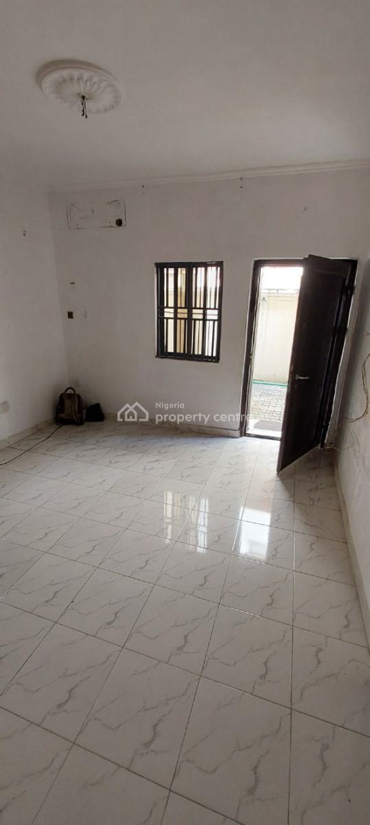 Well Maintained 2 Bedroom Terrace Duplex, Bera Estate, Chevron Drive, Lekki, Lagos, Terraced Duplex for Rent