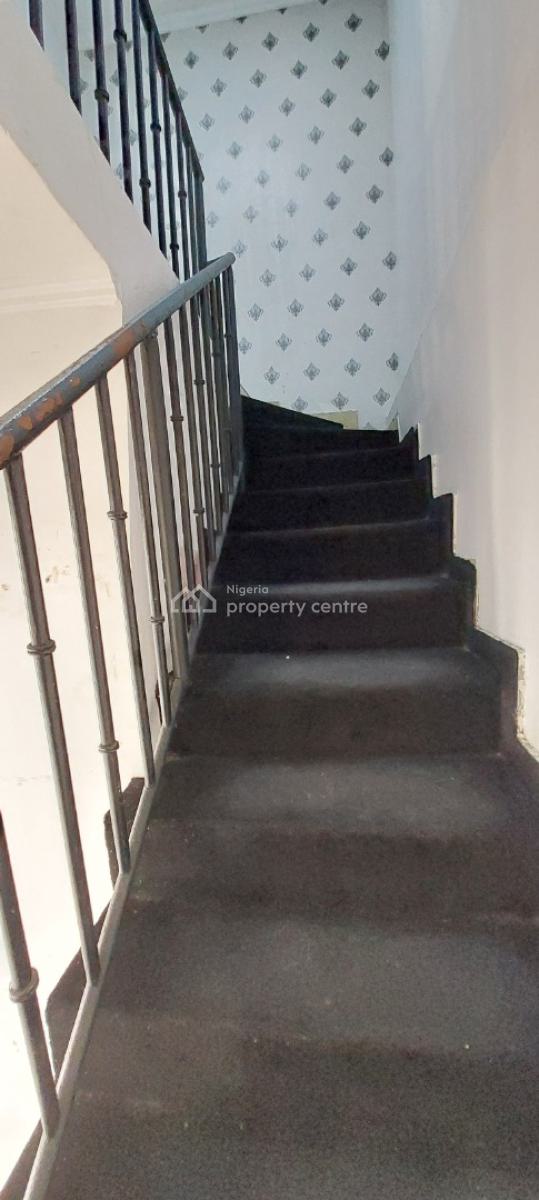 Well Maintained 2 Bedroom Terrace Duplex, Bera Estate, Chevron Drive, Lekki, Lagos, Terraced Duplex for Rent