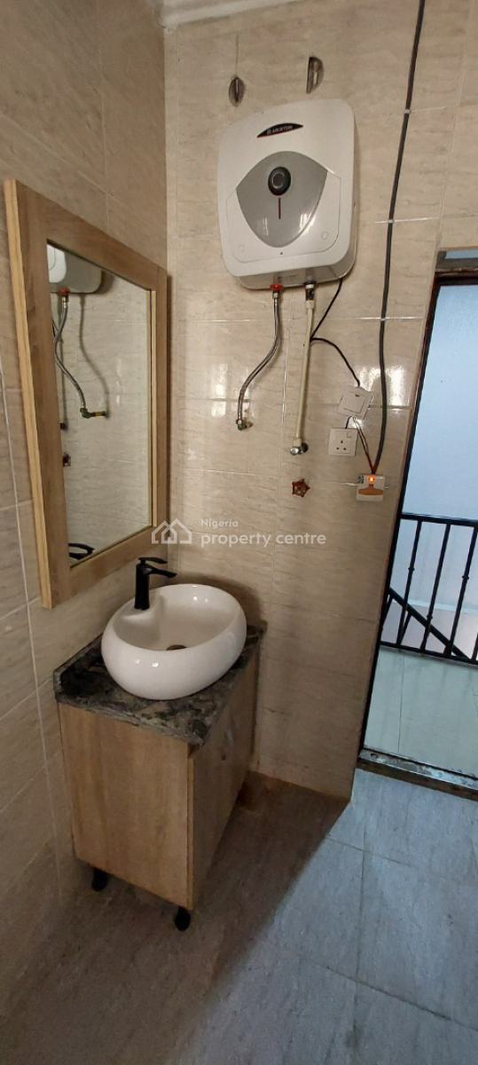 Well Maintained 2 Bedroom Terrace Duplex, Bera Estate, Chevron Drive, Lekki, Lagos, Terraced Duplex for Rent