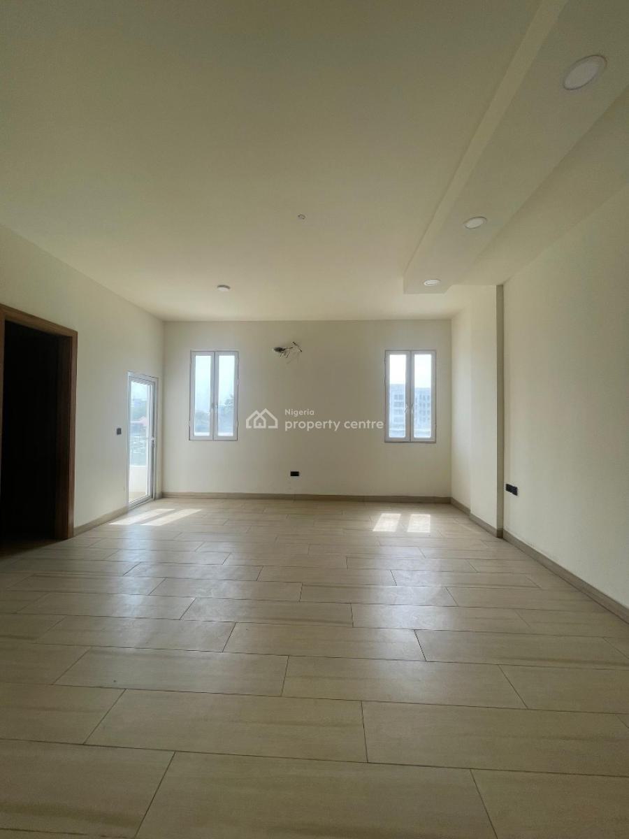 Exclusively Built 3 Bedroom Apartment with Elevator, Pool and Gym, Victoria Island (vi), Lagos, Flat / Apartment for Rent