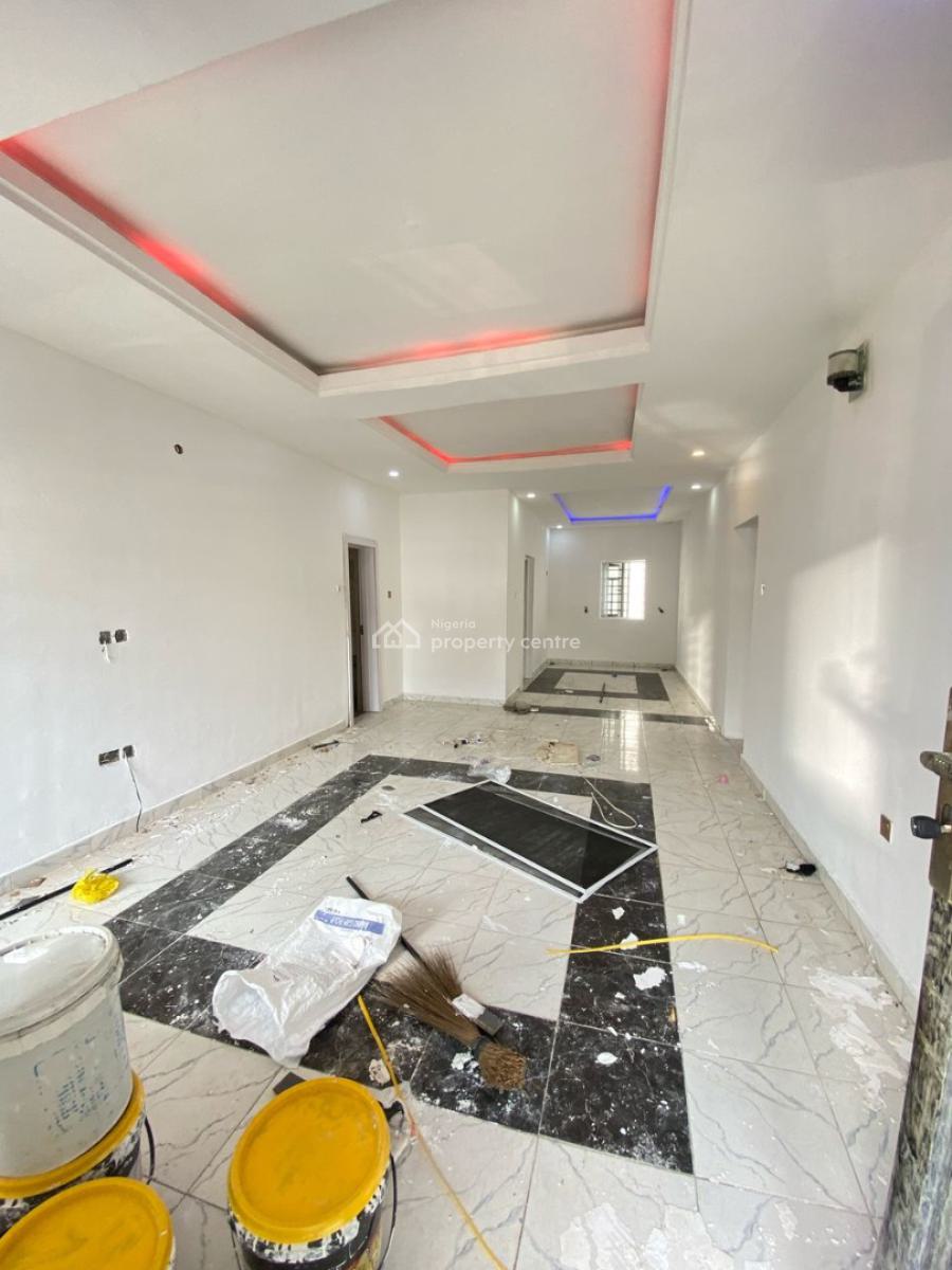 Spacious 2 Bedroom Apartment, Osapa, Lekki, Lagos, Flat / Apartment for Rent