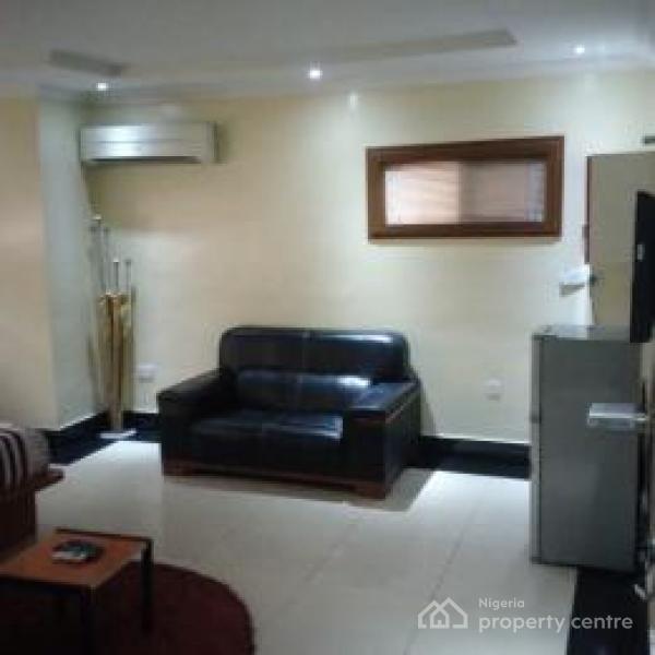 Mini Flat, Onigbongbo, Maryland, Lagos, Hotel / Guest House Short Let