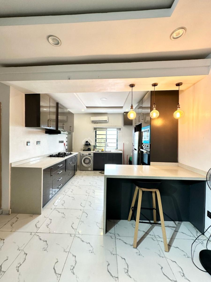 2 Bedroom Flat, Off Salem Bus Stop, Ilasan, Lekki, Lagos, Flat / Apartment for Rent