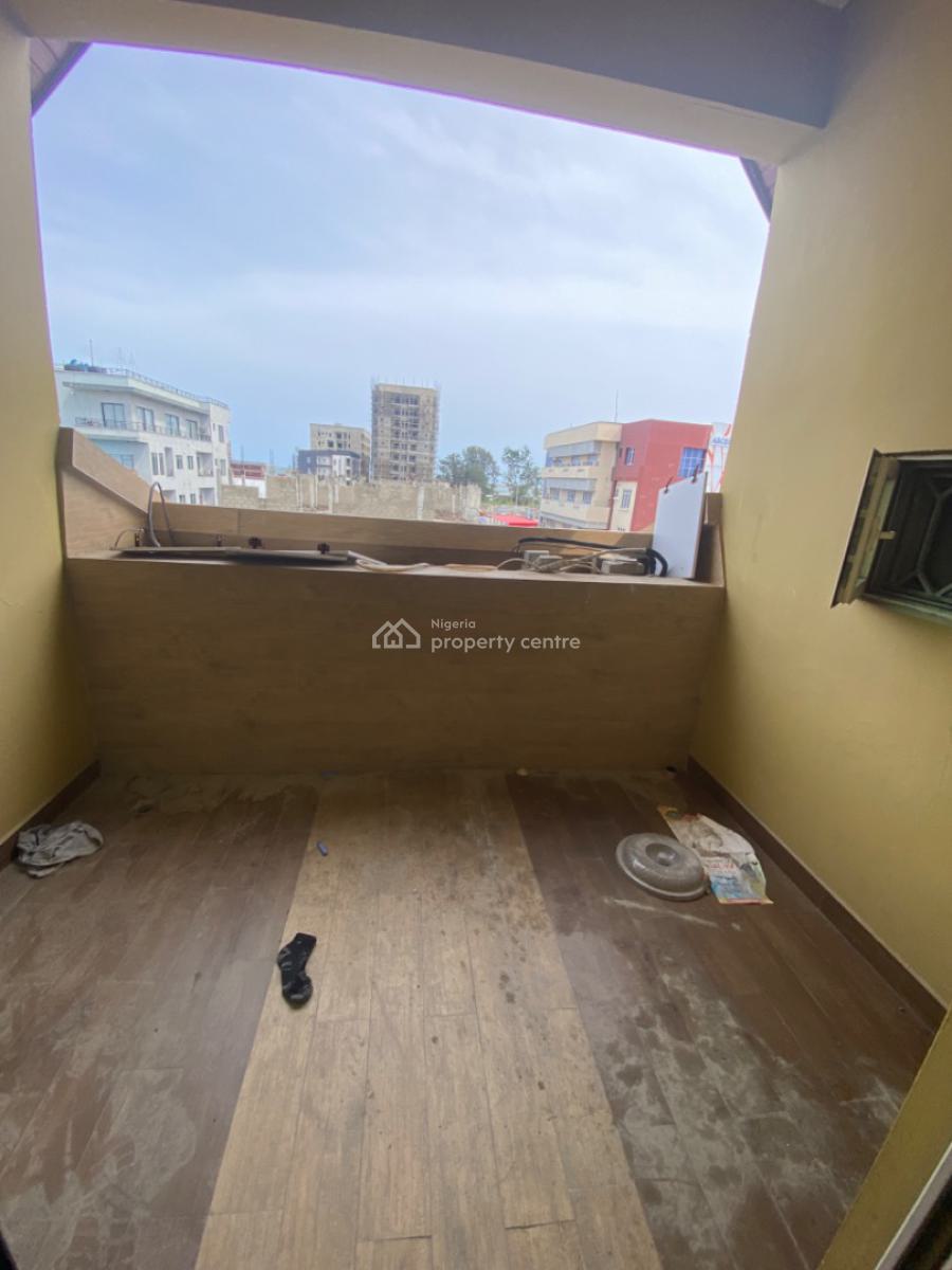 Massive 2 Bedroom Apartment with a Study Room, Off Akiogun Road, Oniru, Victoria Island (vi), Lagos, Flat / Apartment for Rent