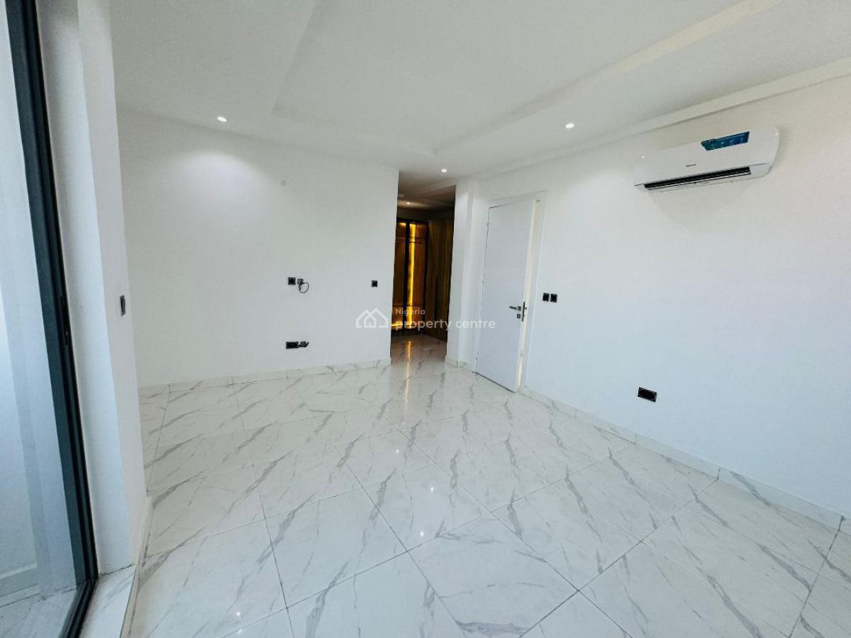 Nicely Built 2 Bedrooms Apartment at Lekki Phase One, Lekki Phase One, Lekki, Lagos, Block of Flats for Sale