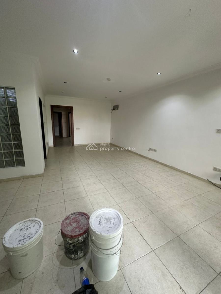 Luxury 3 Bedroom Flat with a Room Bq, Off Admiralty Way, Lekki Phase 1, Lekki, Lagos, Flat / Apartment for Rent