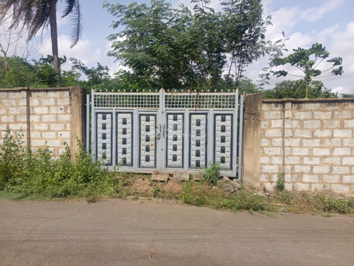 Large Parcel of Fenced & Gated Subdivisible Land, Behind Golden Tulip, Gra, Jericho, Ibadan, Oyo, Land for Sale