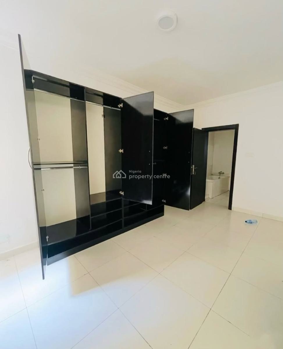 Serviced 3 Bedroom Penthouse, Chevron Drive, Lekki, Lagos, Flat / Apartment for Rent