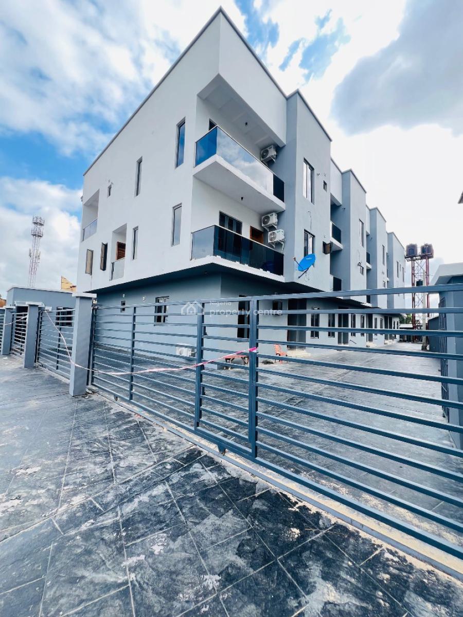 Exquisitely Spacious 4 Bedroom Terrace Duplex Plus Bq, Surulere, Surulere, Lagos, Terraced Duplex for Sale