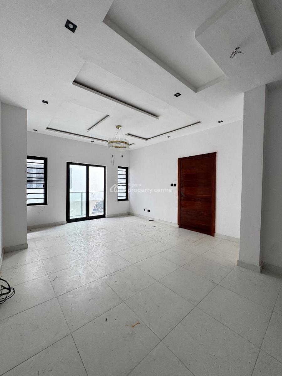 Luxurious 3 Bedroom Apartment, Lekki Phase 1, Lekki, Lagos, Flat / Apartment for Sale
