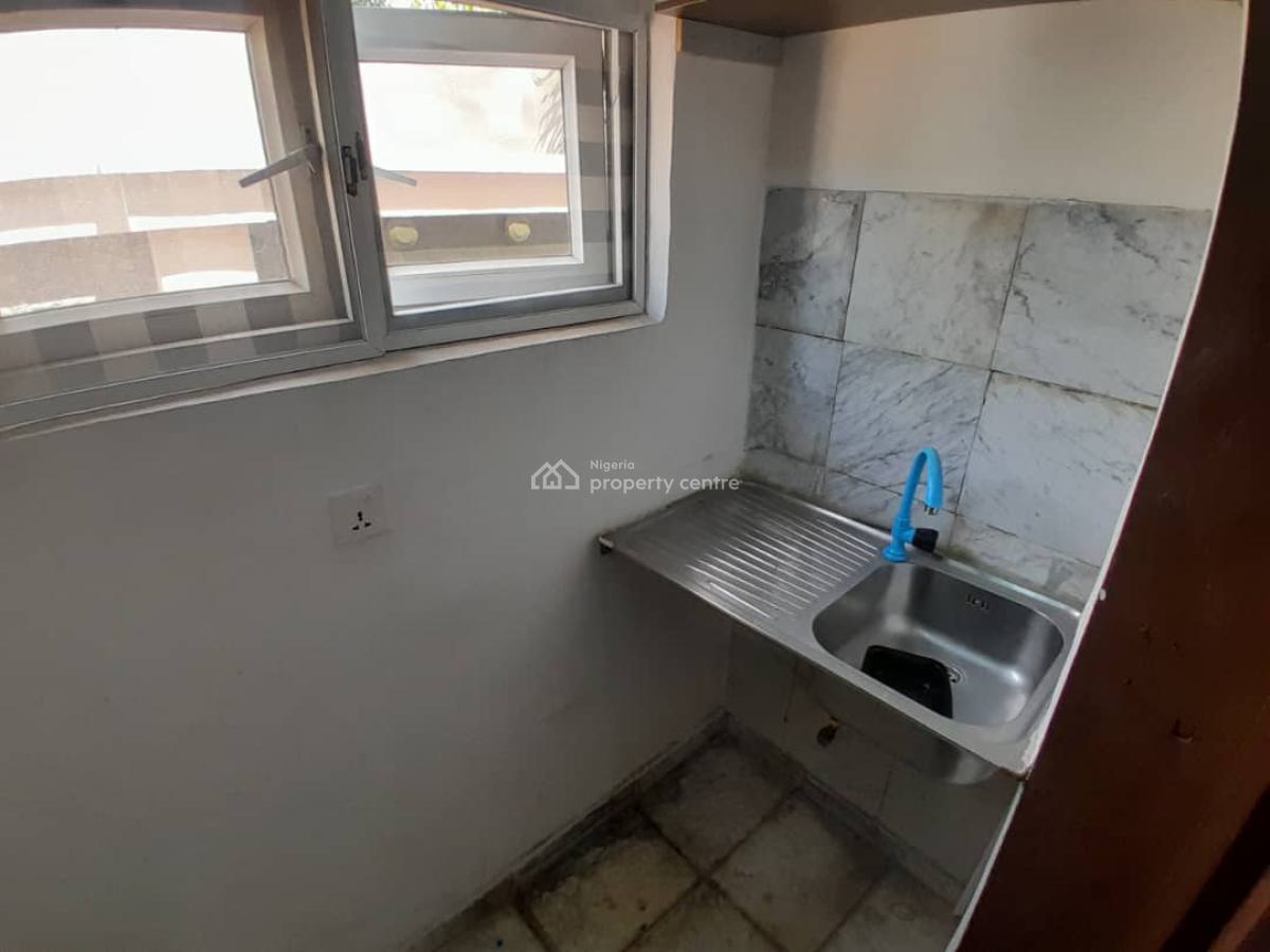 Nice Selfon, Lekki Phase 1, Lekki, Lagos, Self Contain (single Rooms) for Rent