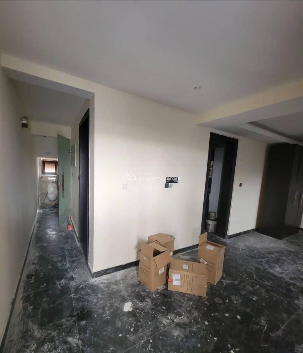 Standard Studio Apartment in Banana, Banana Island, Ikoyi, Lagos, Flat / Apartment for Rent