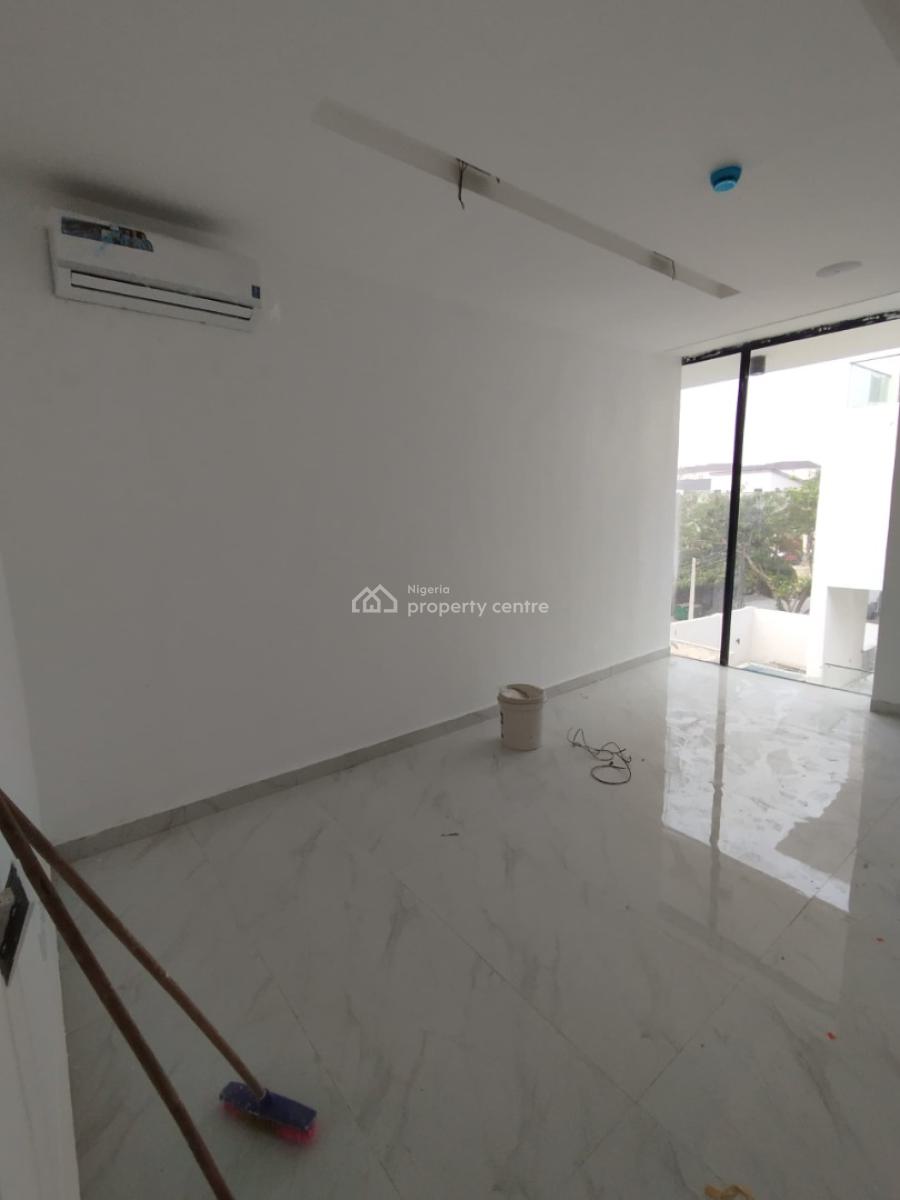 New Serviced 5 Bed Bedrooms , Elevator,bqs, Swimming Pool, Gym, Parkview, Ikoyi, Lagos, House for Sale