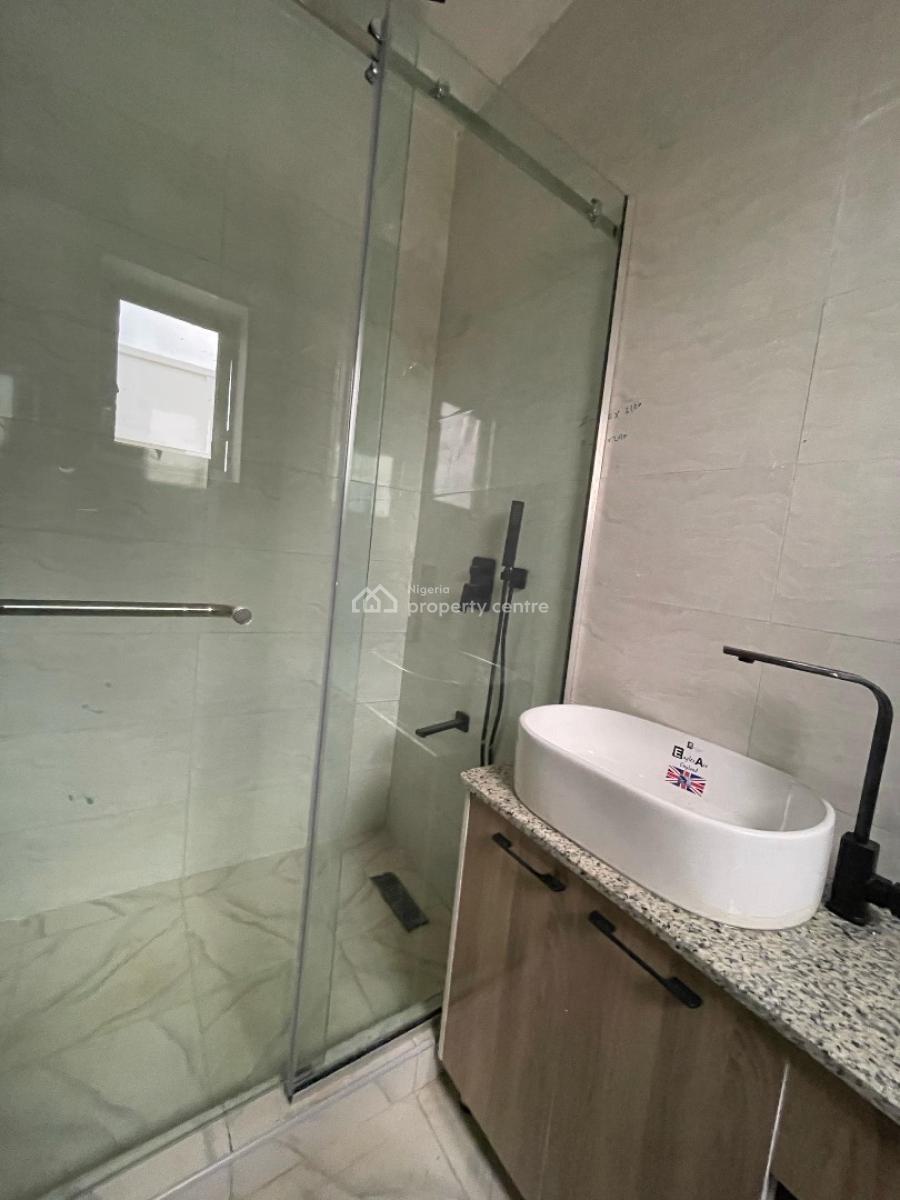 Beautiful 3 Bedroom Apartment Suitable for Investment, Jahi, Abuja, Block of Flats for Sale