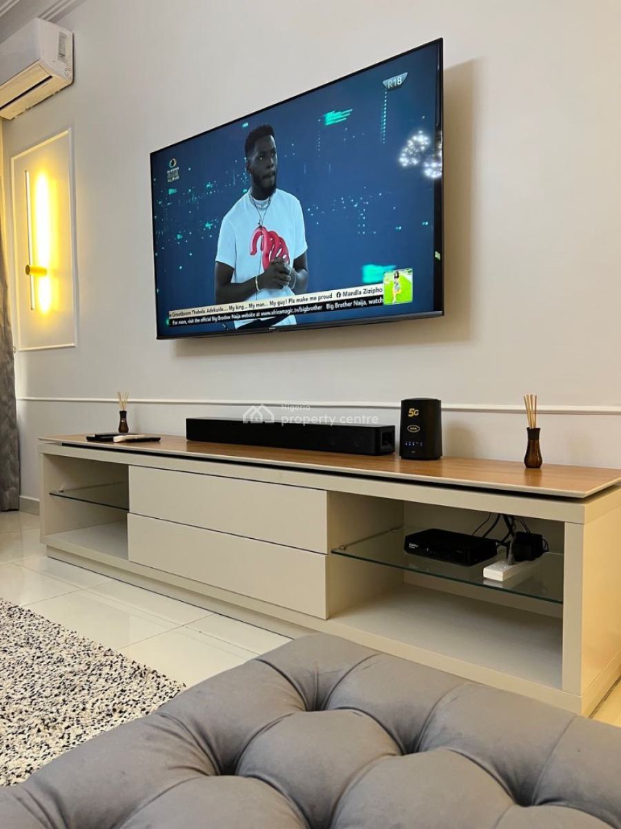 Furnished 2bedroom Apartment with 24/7 Light in a Serene Estate, Lekki Phase 1, Lekki, Lagos, Flat / Apartment for Rent