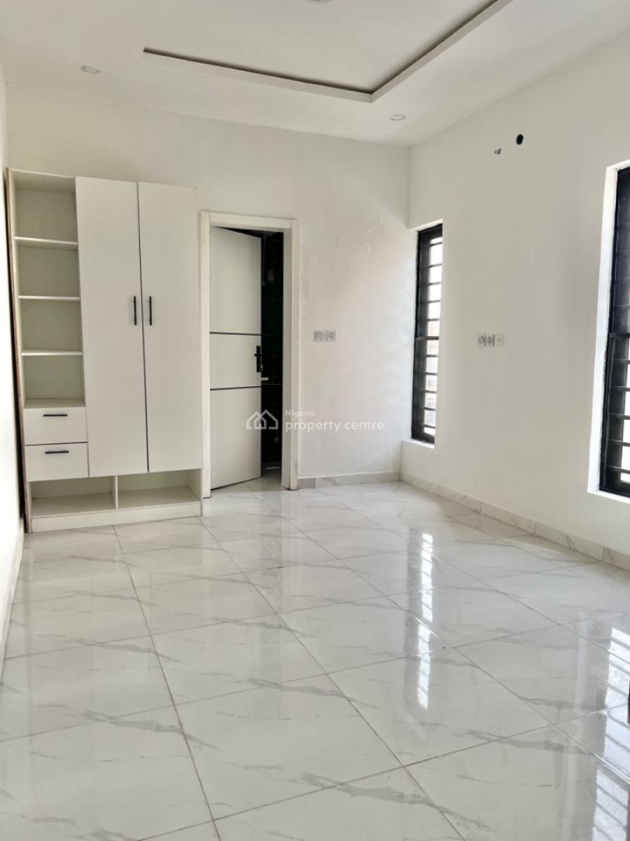 Self Serviced 4bedroon Terrace Duplex ( Corner Piece), Mobile Road, Ajah, Lagos, Terraced Duplex for Sale