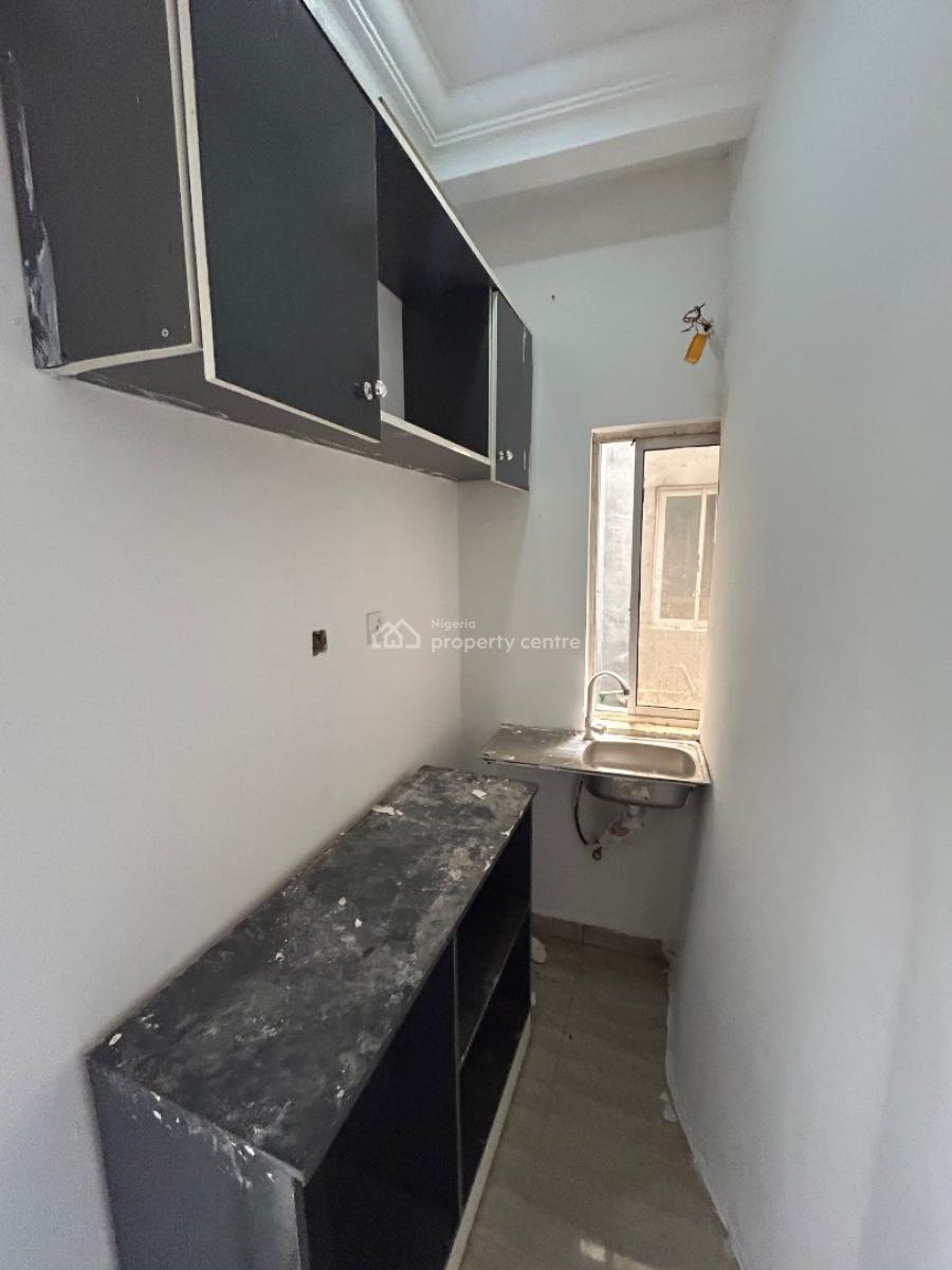 a Standard One Room Self Contain Apartment in a Decent Environment, 6th Avenue Before Charlie Boy Gwarinpa, Gwarinpa, Abuja, Self Contain (single Rooms) for Rent