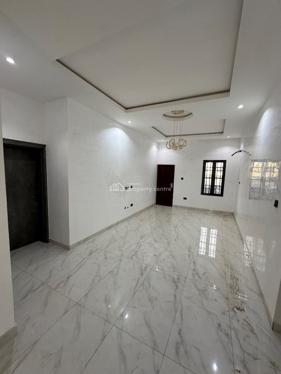 7 Bedroom Fully Detached Mansion with 2 Rooms Bq, Guzape District, Abuja, Detached Duplex for Sale