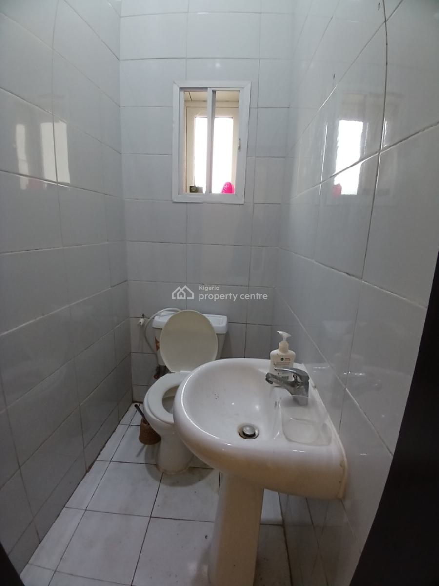 Under Renovation 4 Bedroom Terrace Duplex with 1room Bq, Guzape Abuja Diplomatic Zone, Guzape District, Abuja, Terraced Duplex for Rent
