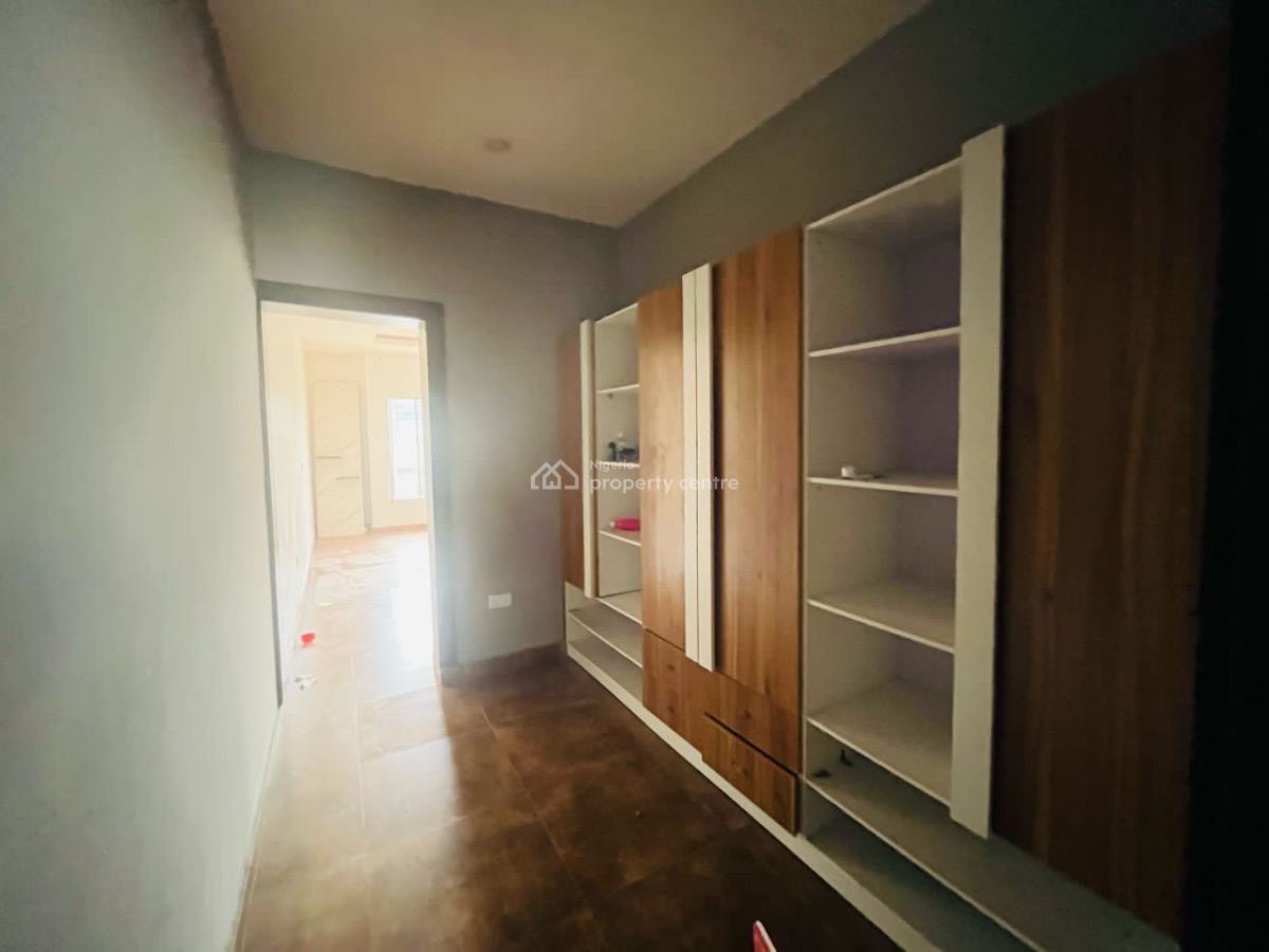 Standard Master Bedroom, Orchid Road Lekki Lagos, Lekki, Lagos, Self Contain (single Rooms) for Rent