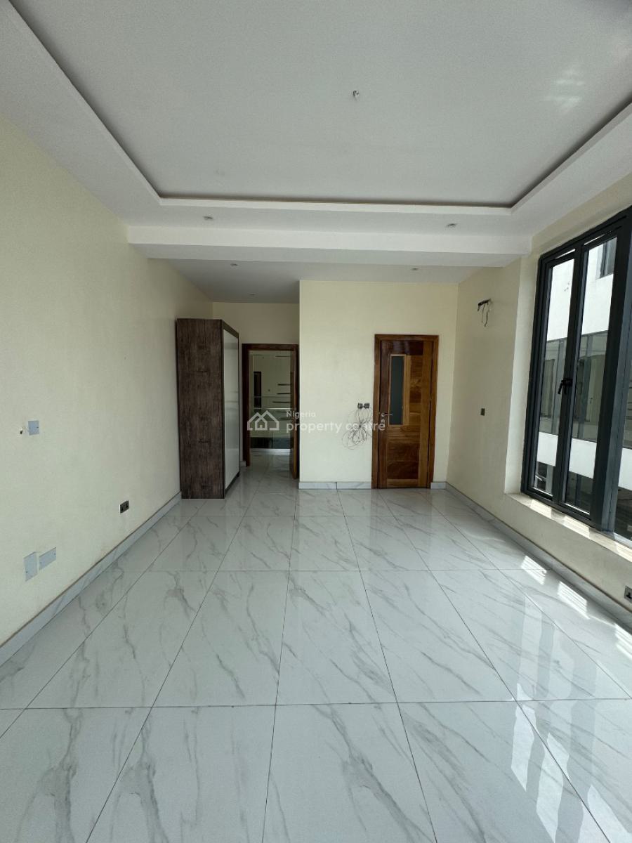 Spacious 5bedroom Fully Detached House with Pool, Lekki Phase 1, Lekki, Lagos, Detached Duplex for Sale