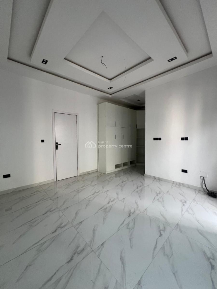 4 Bedroom Terrace Duplex in a Secured Estate, Ikota, Lekki, Lagos, Terraced Duplex for Sale