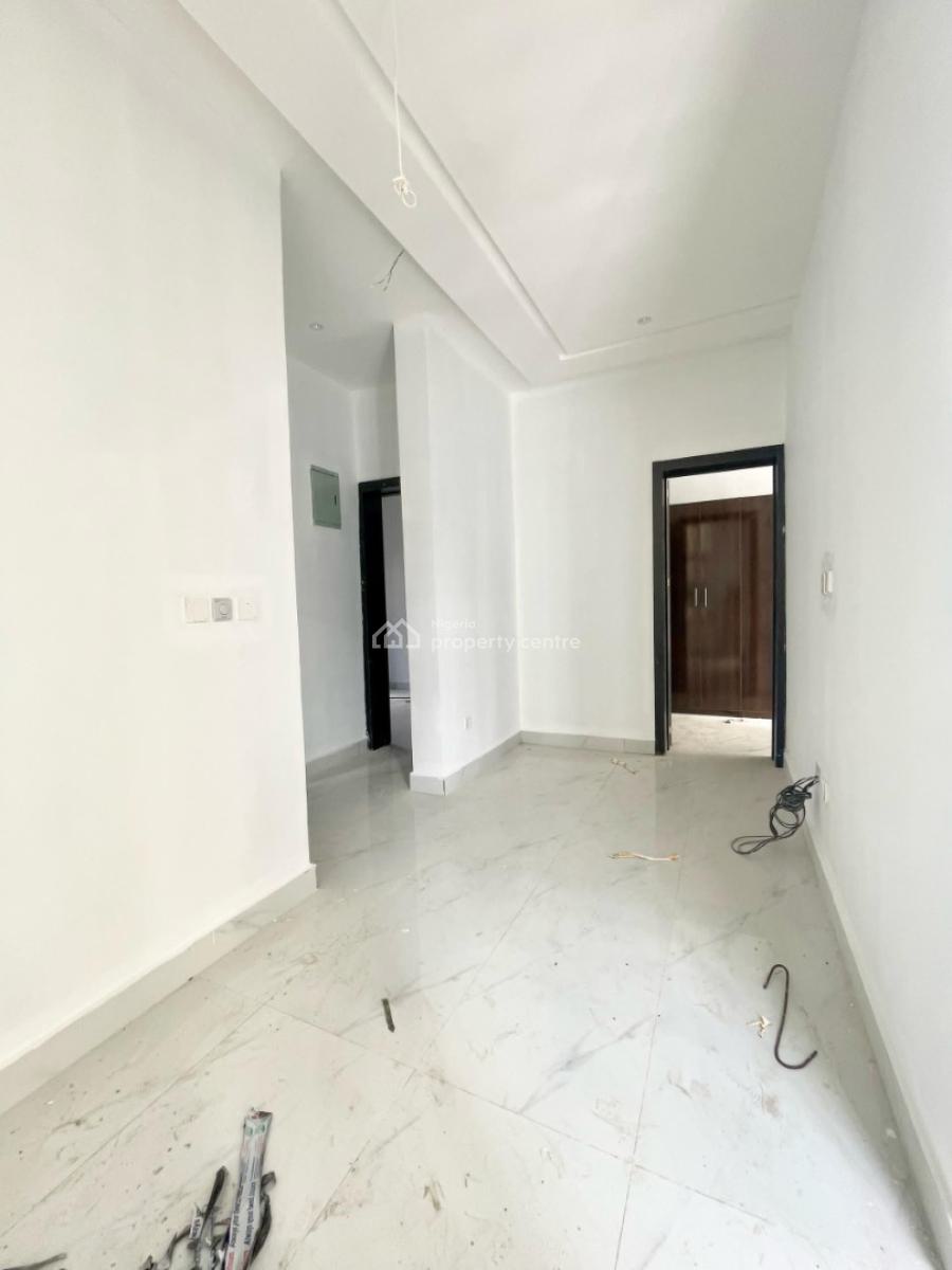 Modestly Finished Luxury 4 Bed Semi- Detached Duplex with Bq, Chevron, Lekki, Lagos, Semi-detached Duplex for Sale
