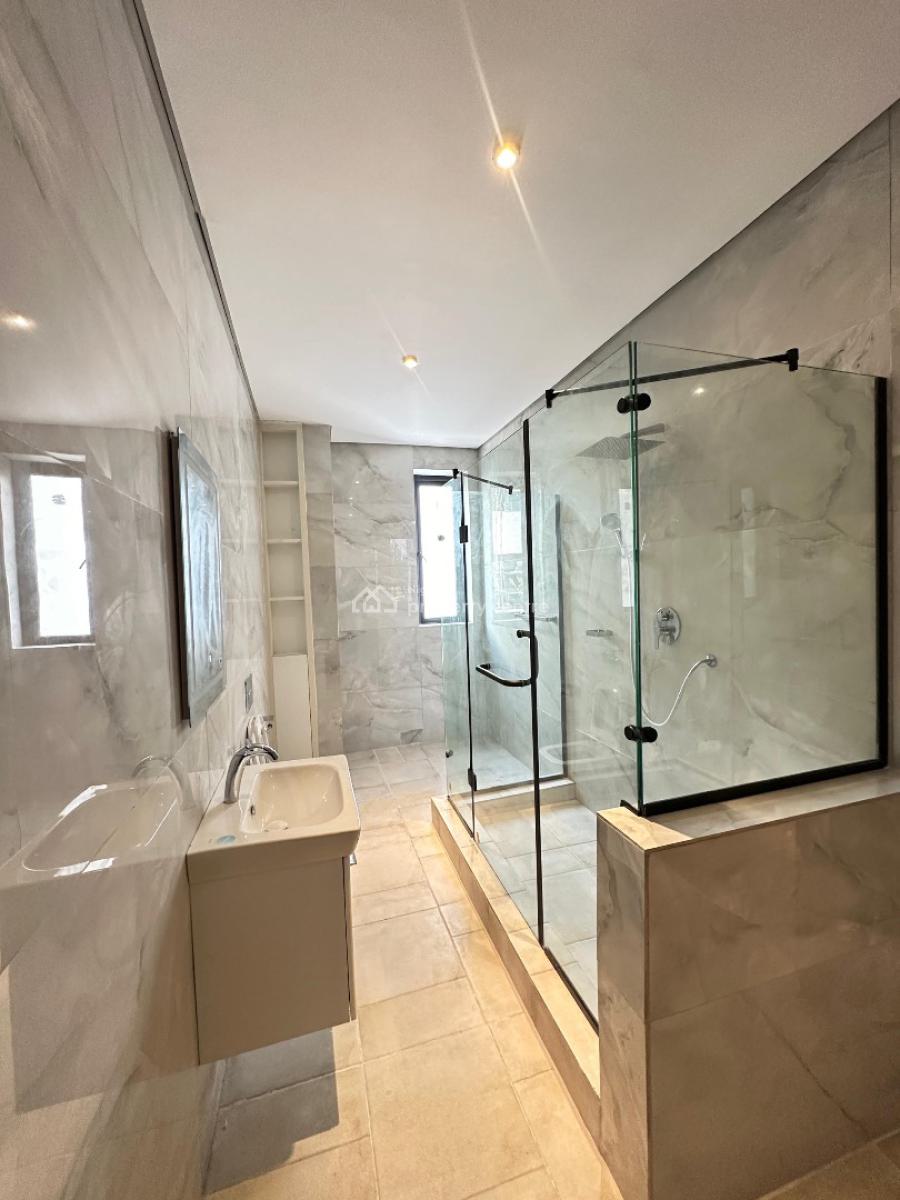 Exquisitely Detailed 3 Bedroom Apartment with Pool and Elevator, Banana Island, Ikoyi, Lagos, Block of Flats for Sale