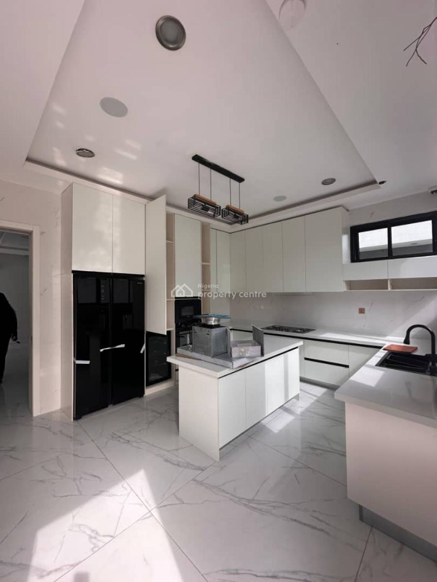5 Bedrooms Detached Duplex Available, Features - Beautiful En-suite Rooms - Fully Fitted Kitchen - Tastefull, Ikoyi, Lagos, Detached Duplex for Sale