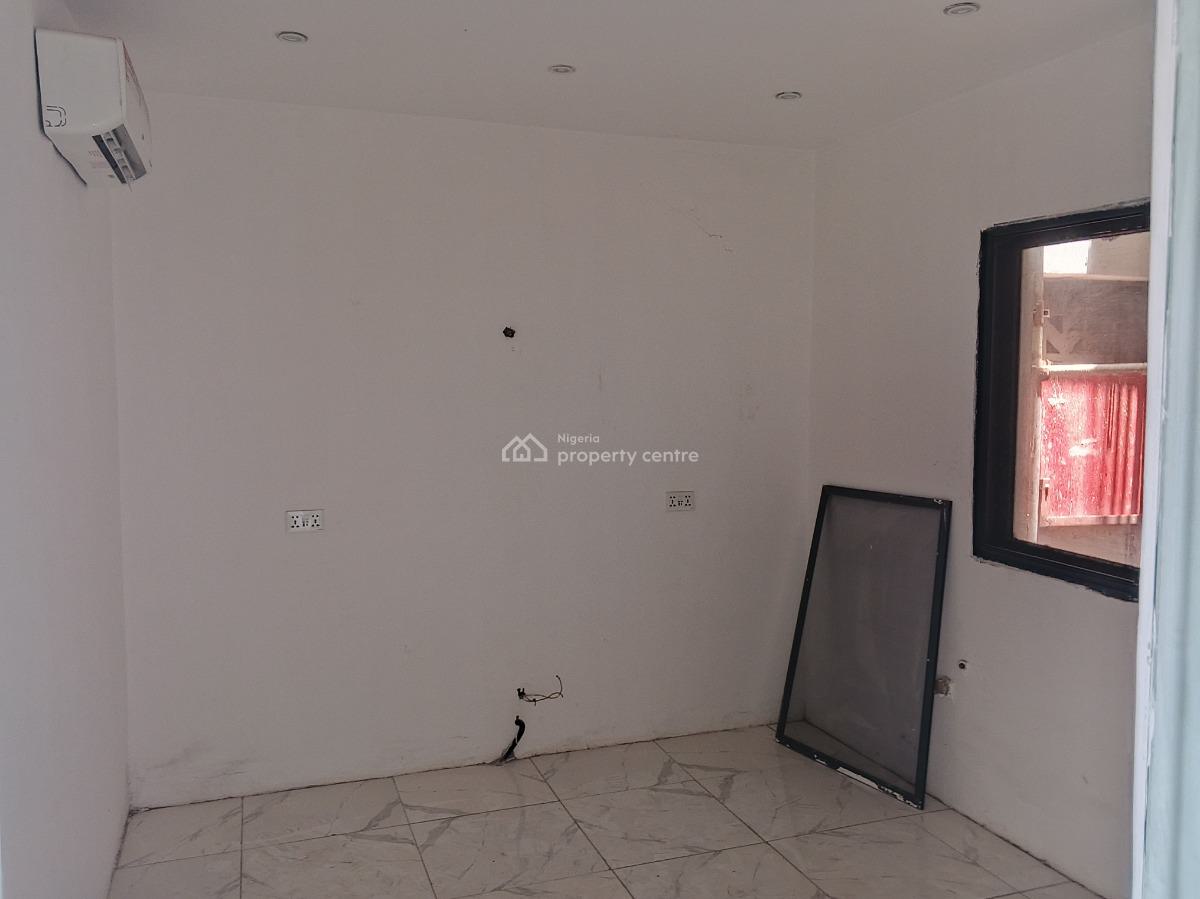 4 Bedrooms Tastefully Finished Maisonnett, Banana Island Road, Ikoyi, Lagos, Flat / Apartment for Sale