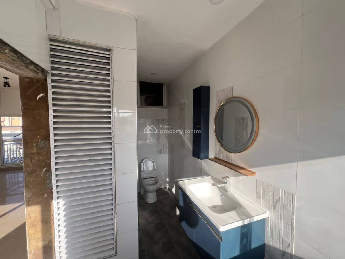 3 Bedroom Maissonet with Bq, Victoria Island (vi), Lagos, Block of Flats for Sale