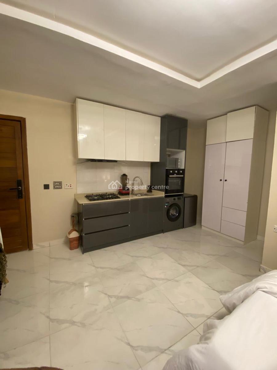 Luxury Studio Apartment, 22 Eru-ifa Street, Lekki 106104, Ikate, Lekki, Lagos, Self Contain (single Rooms) Short Let