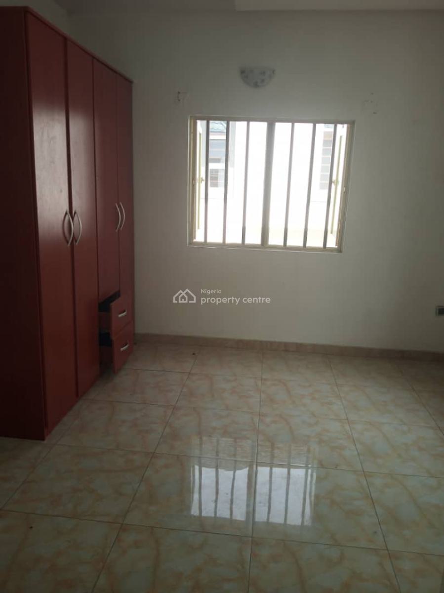 Neat 3bedoom Semi Detached 2 People in Compound, Secured Estate at Chevron Drive, Lekki, Lagos, Semi-detached Duplex for Rent