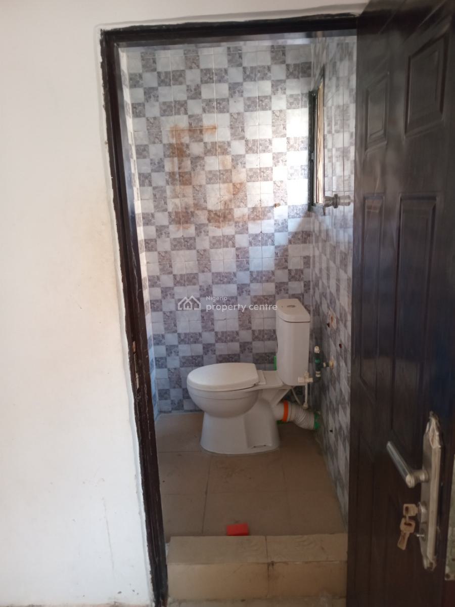 Los Angeles  Mini Flat, Akoka, Akoka, Yaba, Lagos, Mini Flat (room and Parlour) for Rent