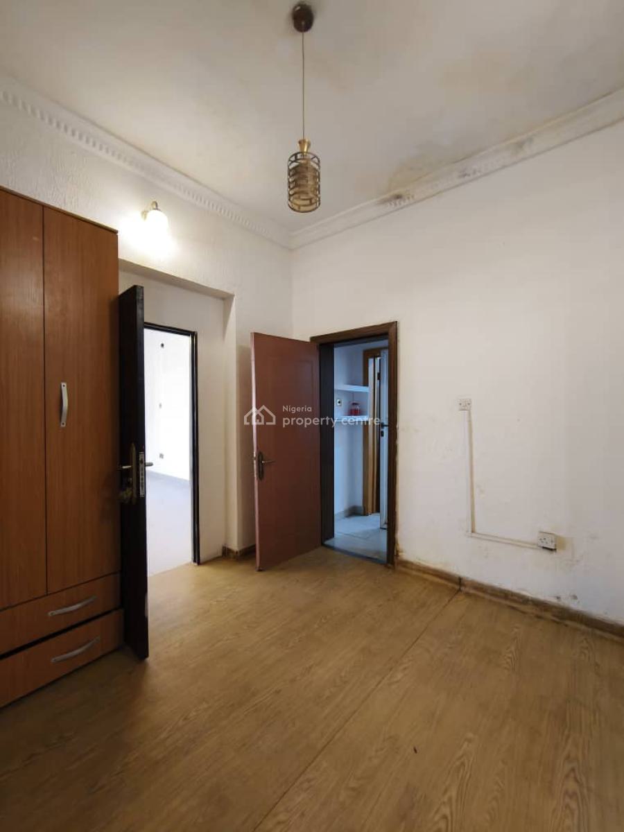 Self Service Mini Flat Ground Floor, Gated Street, Lekki Phase 1, Lekki, Lagos, Mini Flat (room and Parlour) for Rent