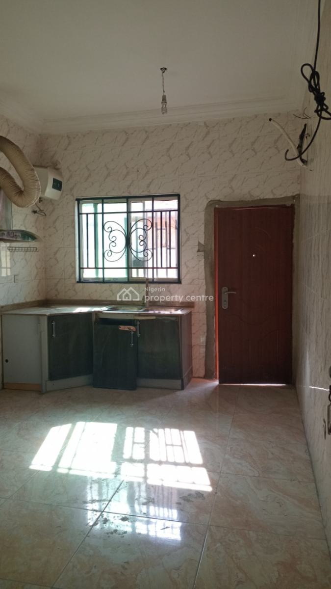 Spacious Room Self Contained (upstairs), Chevy View Estate, Lekki, Lagos, Flat / Apartment for Rent