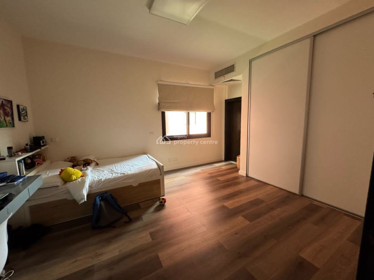 Well Maintained 4 Bedroom Apartment in a Secured Environment, Ocean Parade, Banana Island, Ikoyi, Lagos, Flat / Apartment for Rent