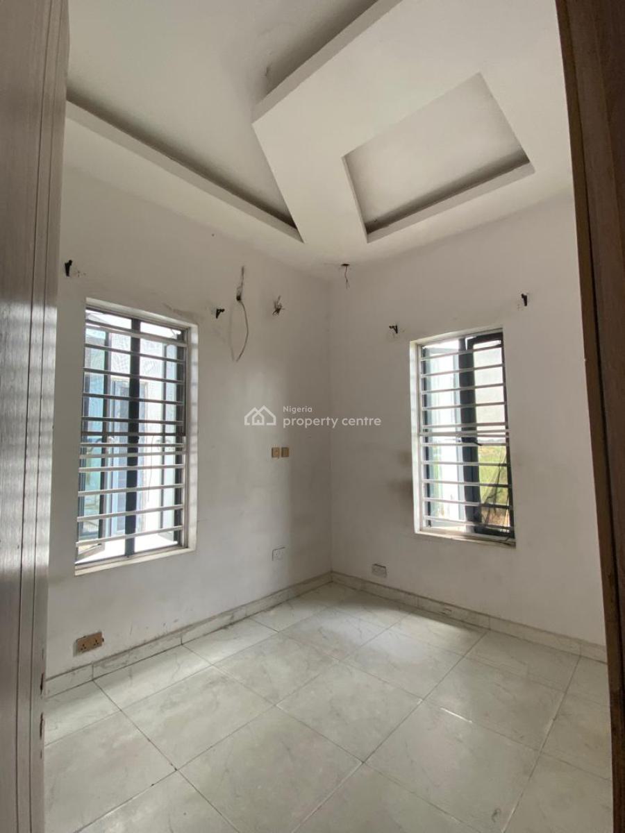 Luxury 4 Bedroom Semi Detached Duplex with a Spacious Balcony, Chevron, Lekki Phase 1, Lekki, Lagos, Terraced Duplex for Rent