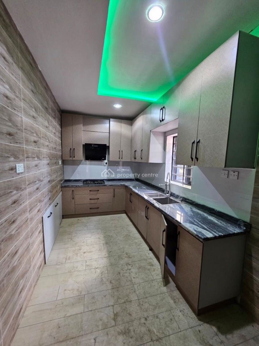 3 Bedroom Apartments, Gbagada, Lagos, Flat / Apartment for Sale