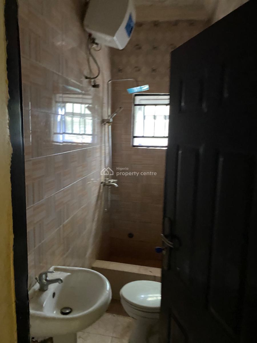 Well Maintained 3 Bedroom Flat, Thera Estate, Sangotedo, Ajah, Lagos, Flat / Apartment for Rent
