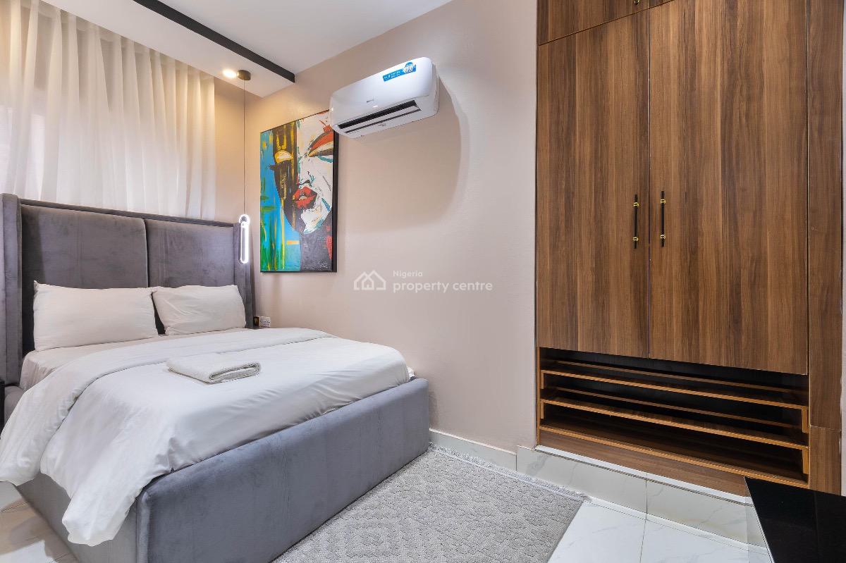 New and Luxurious 3 Bedroom Serviced Apartment with Ps5, Ikate, Lekki, Lagos, Flat / Apartment Short Let