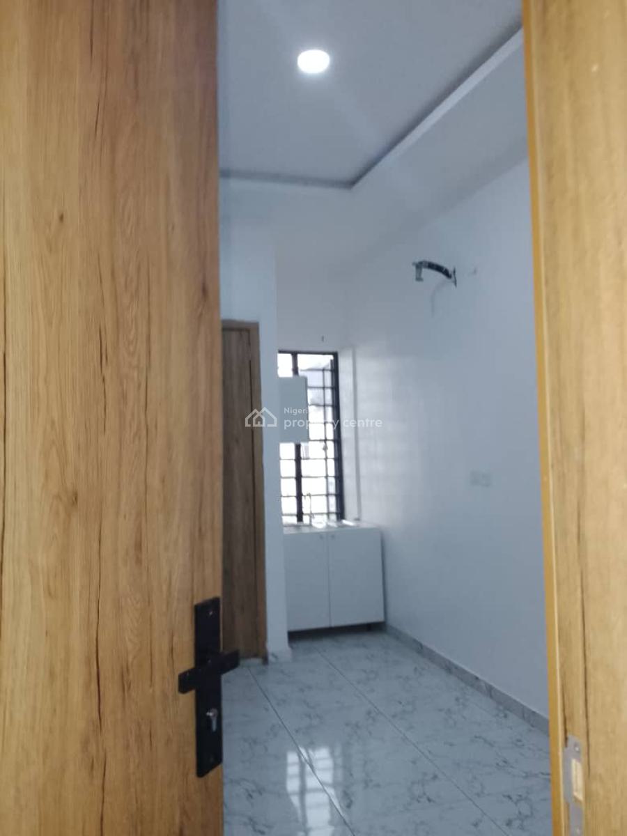 Spacious and Fully Serviced Room Self Contained Apartment, Harris Drive By Vgc Inside an Estate, Vgc, Lekki, Lagos, Self Contain (single Rooms) for Rent